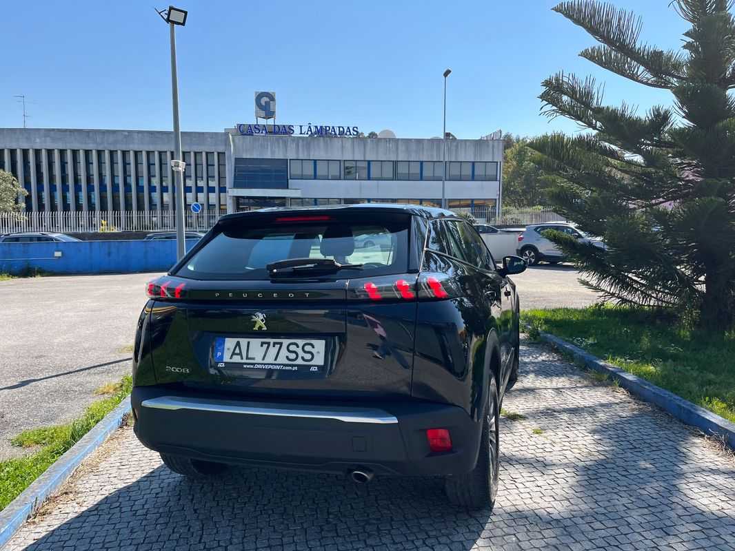 peugeot-2008-2021-diesel-1499cc