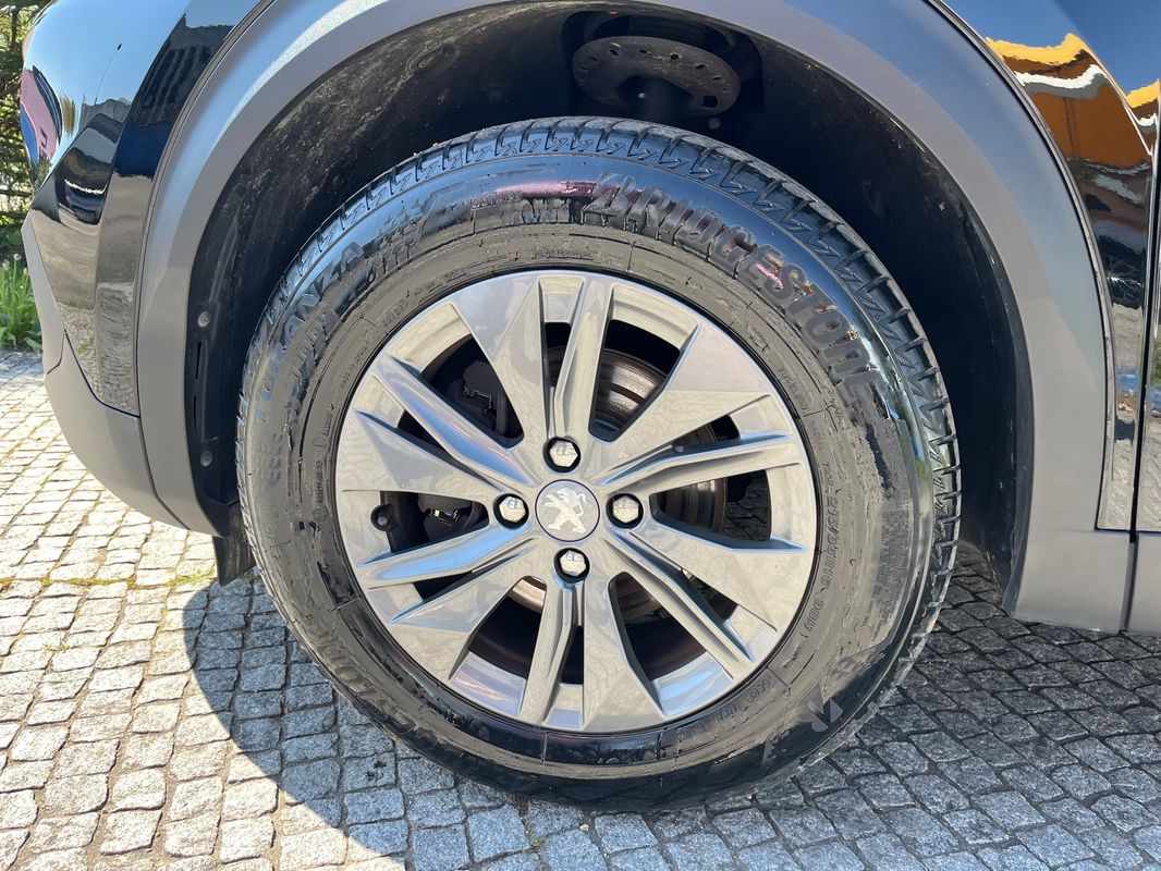 peugeot-2008-2021-diesel-1499cc