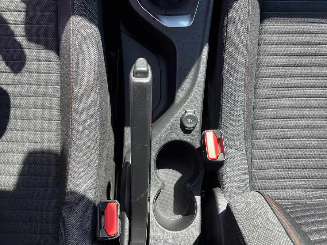 peugeot-2008-2021-diesel-1499cc