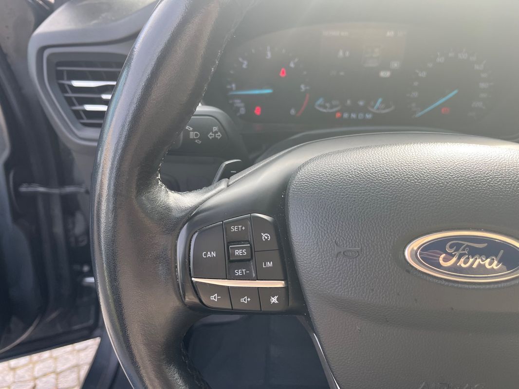 ford-focus-2019-diesel-1499cc