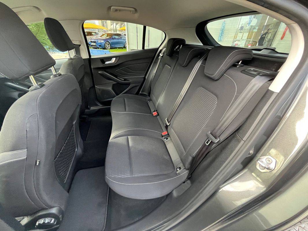 ford-focus-2019-diesel-1499cc