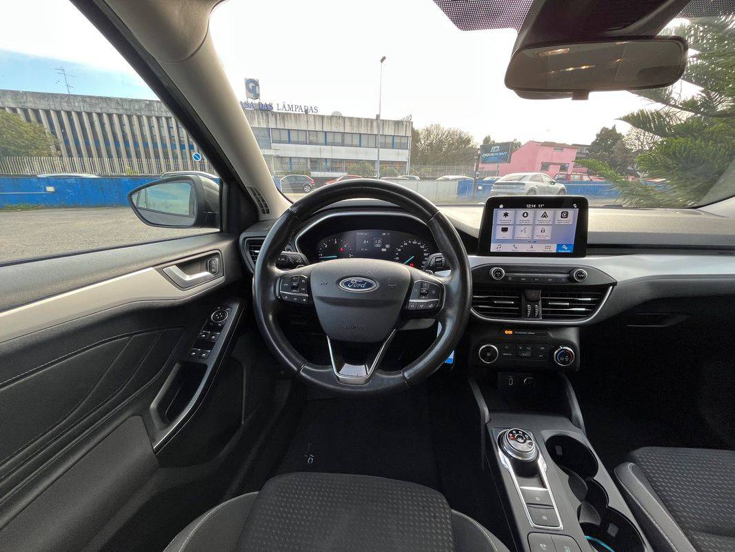 ford-focus-2019-diesel-1499cc