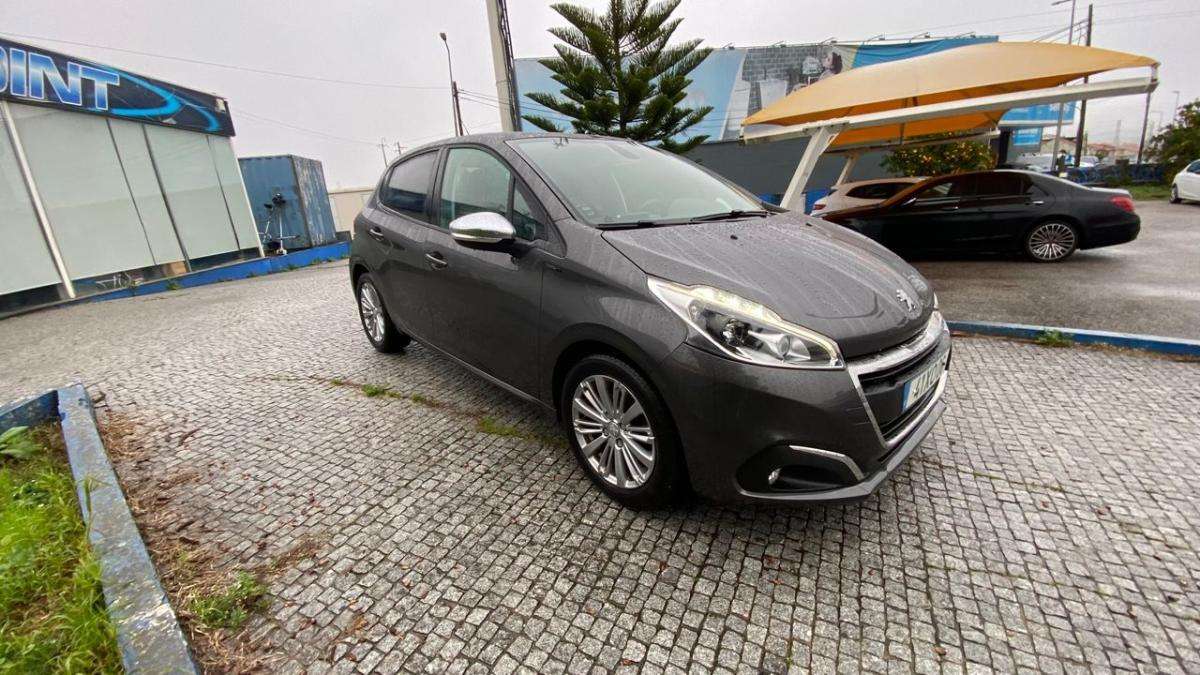 peugeot-208-2019-gasolina-1199cc
