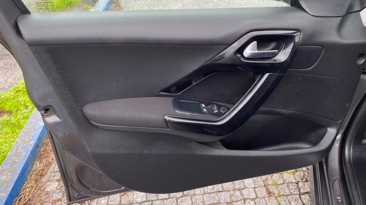 peugeot-208-2019-gasolina-1199cc