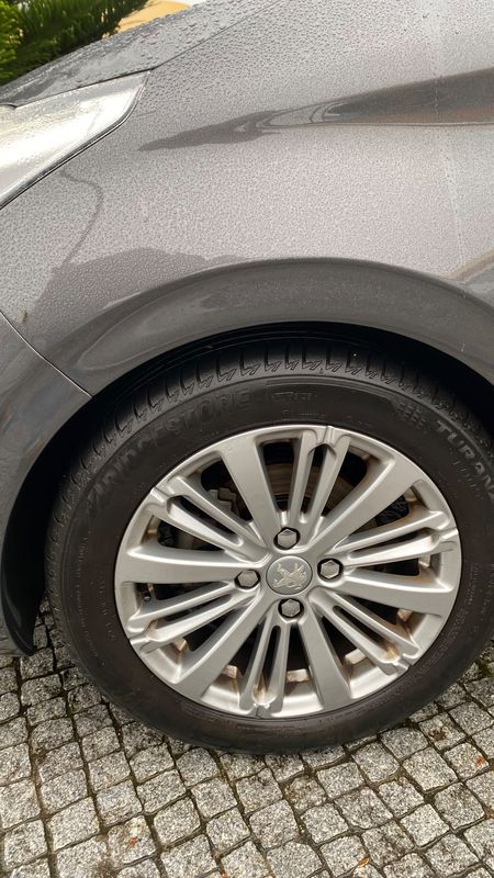 peugeot-208-2019-gasolina-1199cc