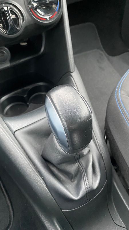peugeot-208-2019-gasolina-1199cc