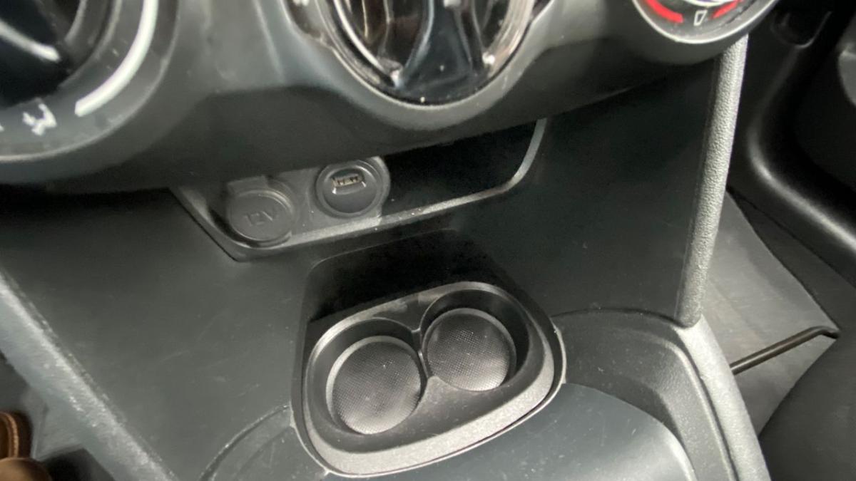 peugeot-208-2019-gasolina-1199cc