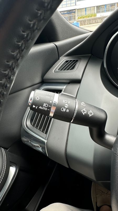 jaguar-e-pace-2018-diesel-1999cc