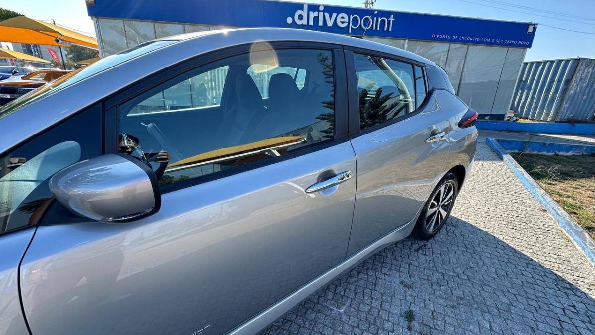 nissan-leaf-2018-eletrico-0cc