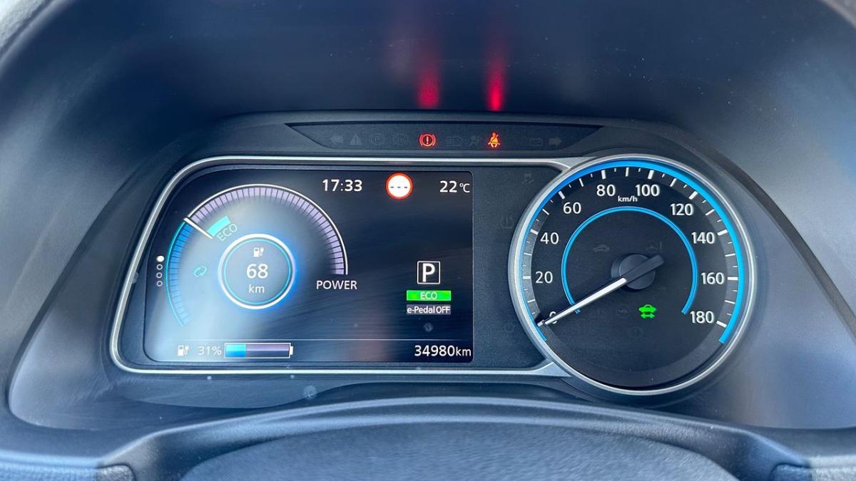 nissan-leaf-2018-eletrico-0cc
