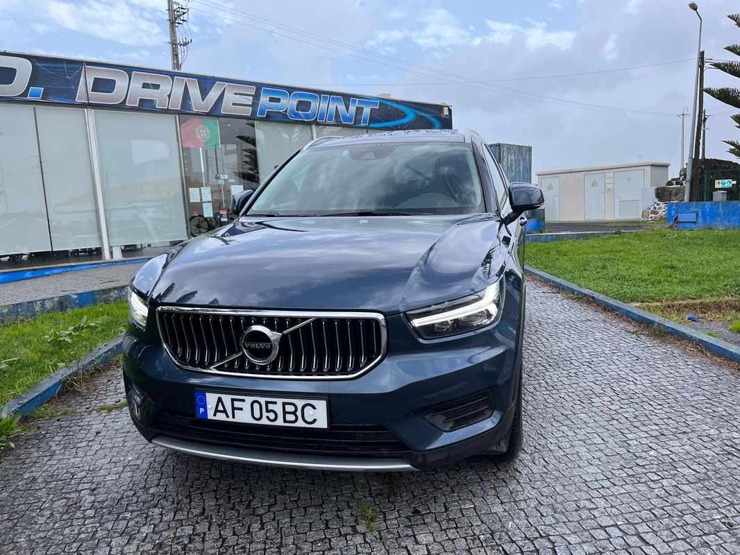 volvo-xc40-2021-hibrido-a-gasolina-1477cc