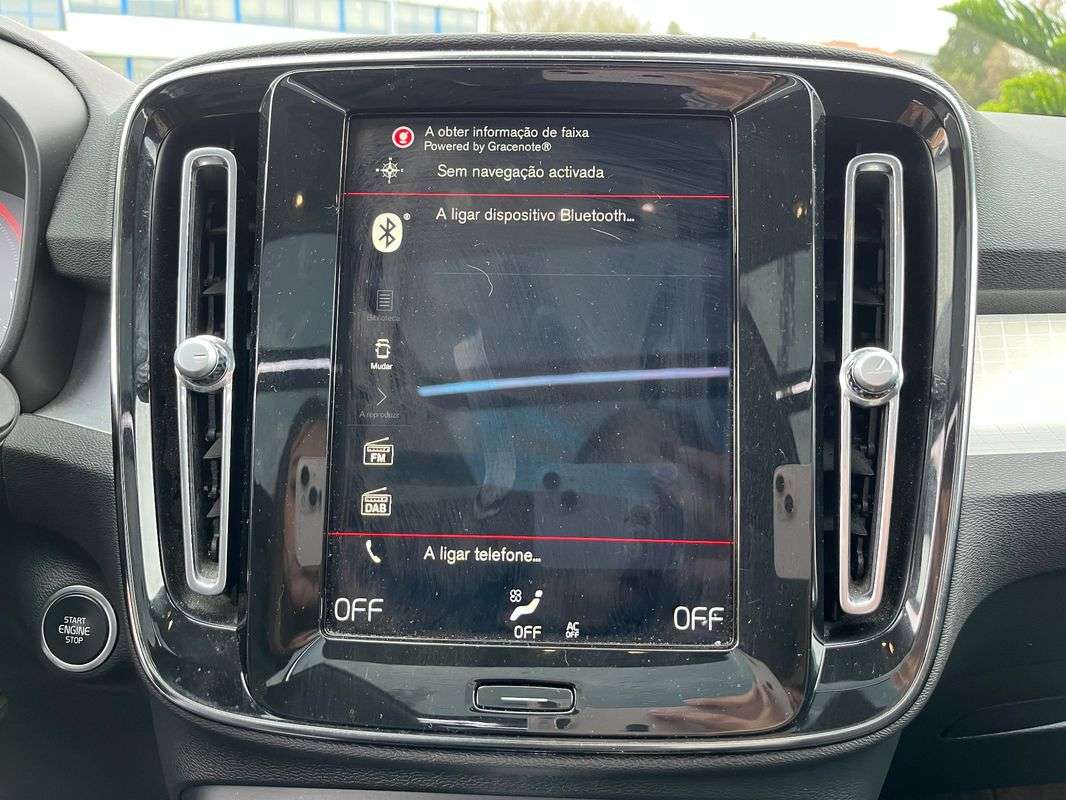 volvo-xc40-2021-hibrido-a-gasolina-1477cc