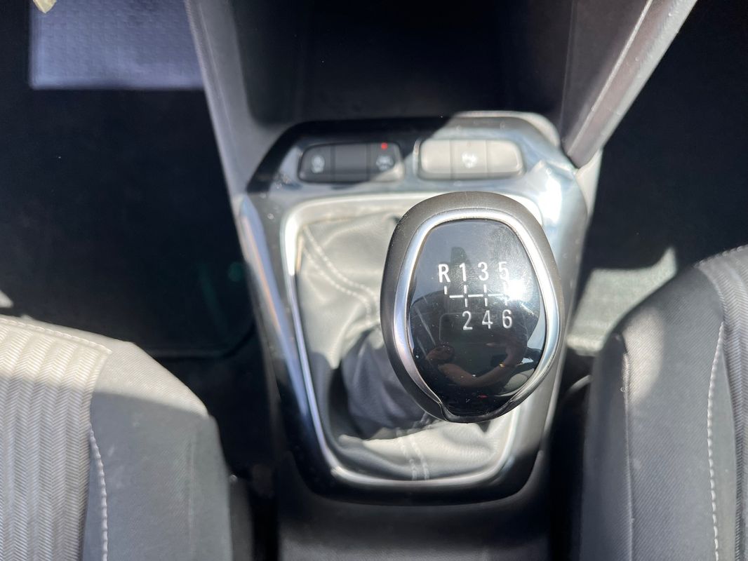opel-corsa-2022-diesel-1499cc
