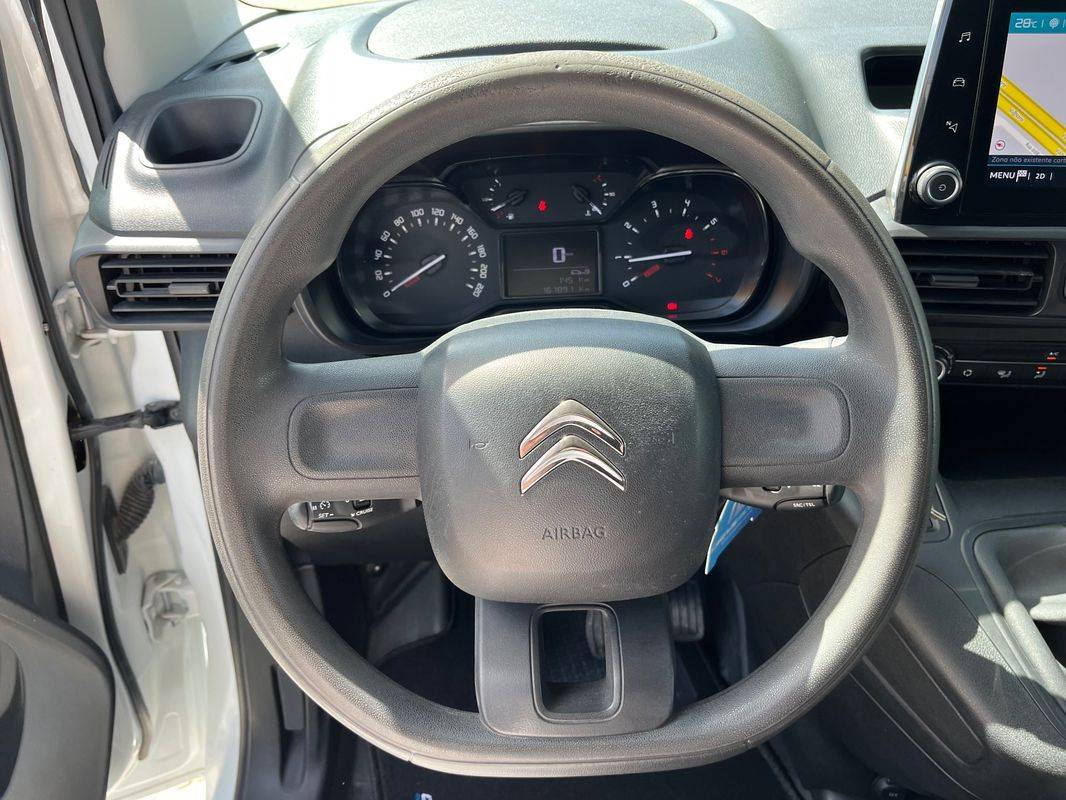 citroen-berlingo-2021-diesel-1499cc