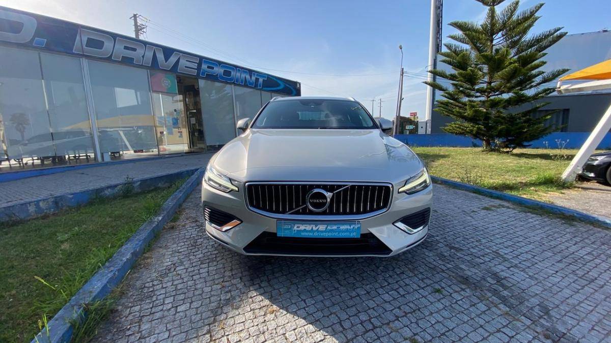 volvo-v60-2021-hibrido-a-gasolina-1969cc