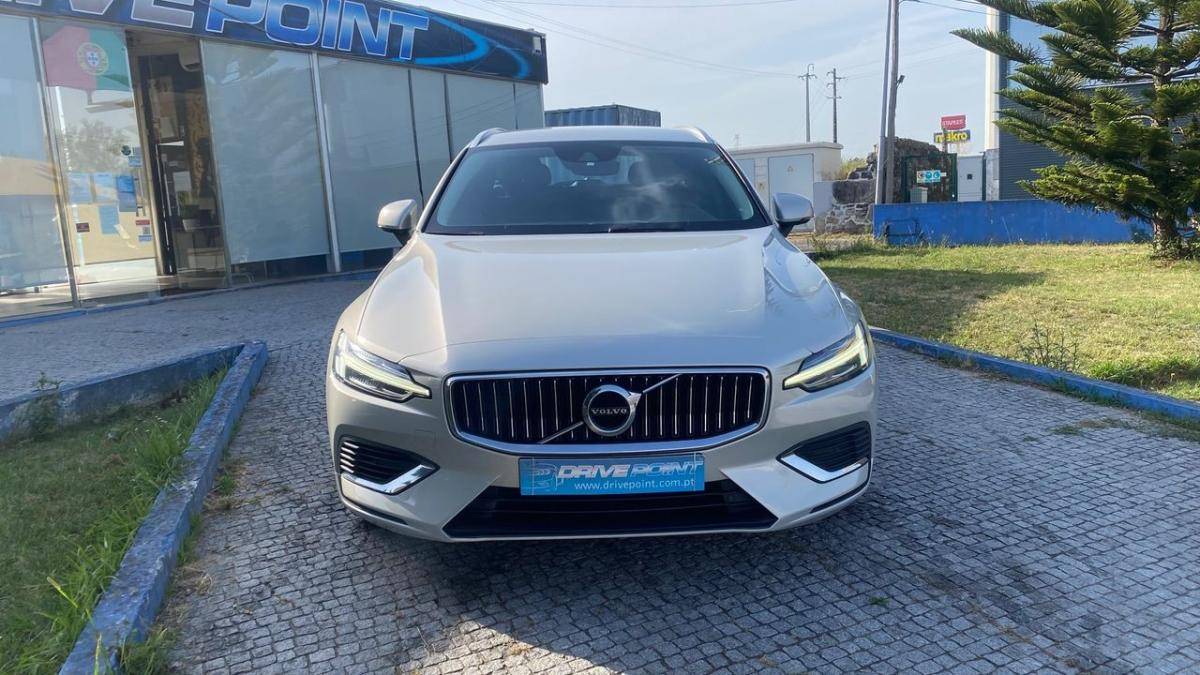 volvo-v60-2021-hibrido-a-gasolina-1969cc