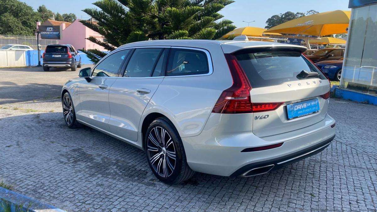 volvo-v60-2021-hibrido-a-gasolina-1969cc
