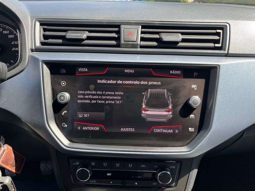 seat-arona-2019-diesel-1598cc