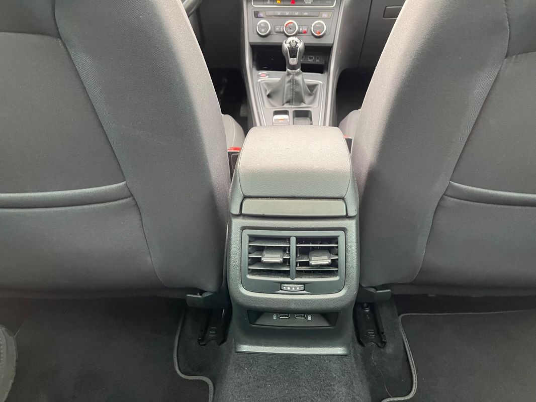 seat-leon-st-2020-diesel-1598cc