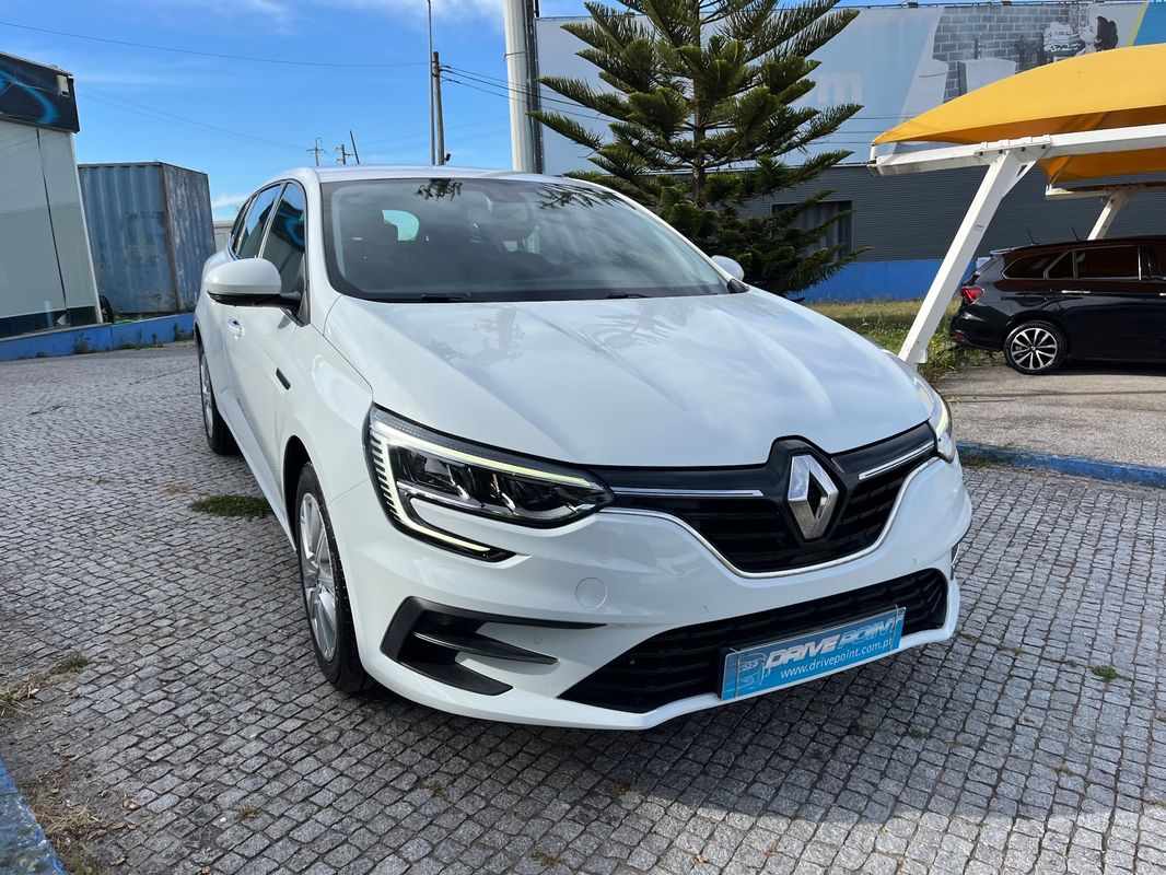 renault-megane-sport-tourer-2023-diesel-1461cc