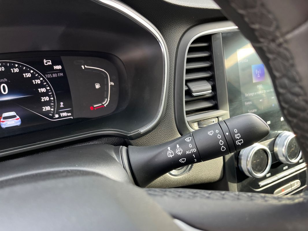 renault-megane-sport-tourer-2023-diesel-1461cc