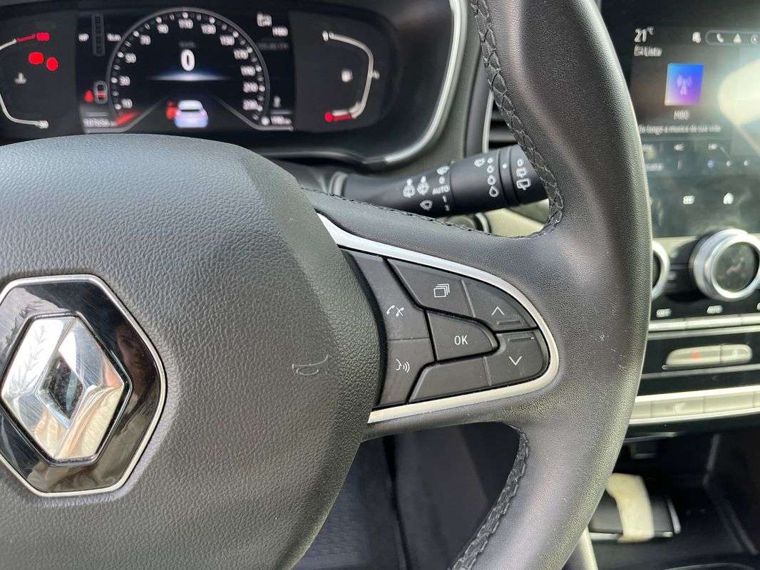 renault-megane-sport-tourer-2023-diesel-1461cc