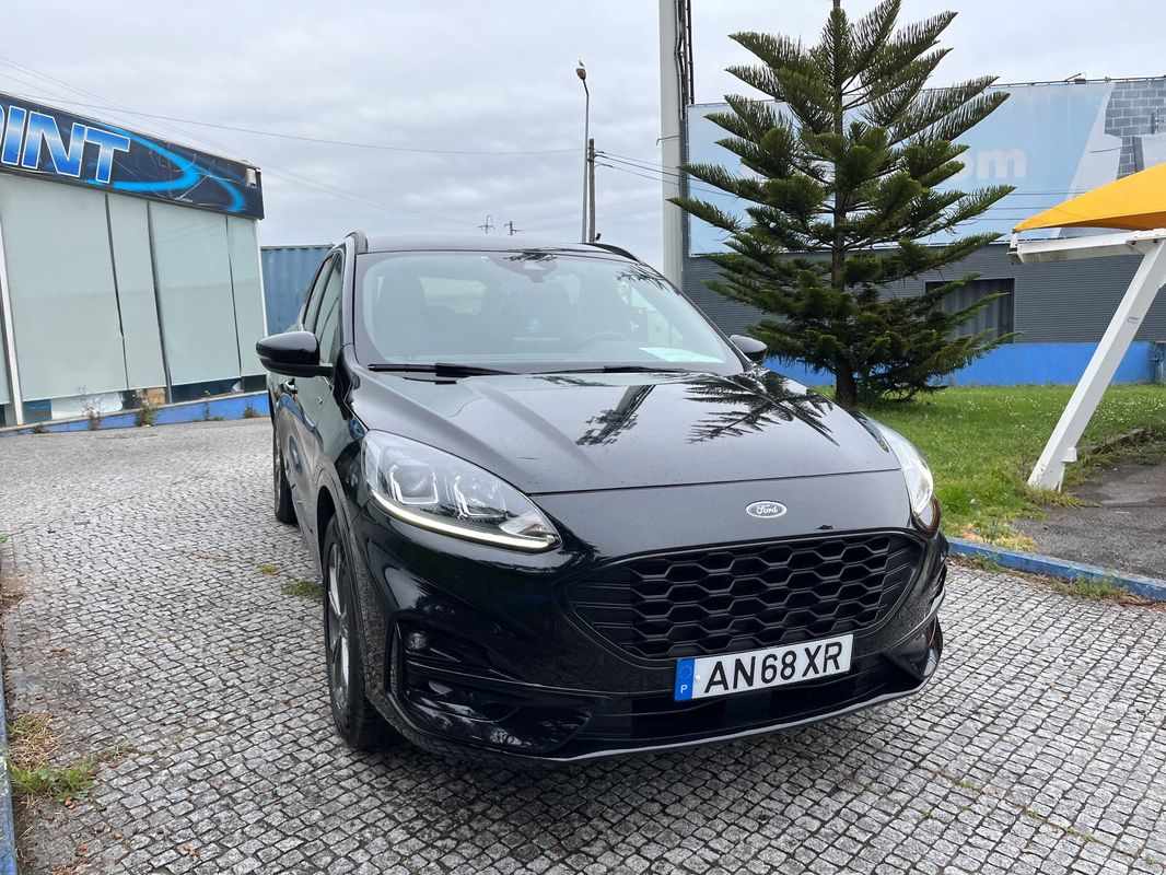 ford-kuga-2022-hibrido-a-gasolina-2488cc