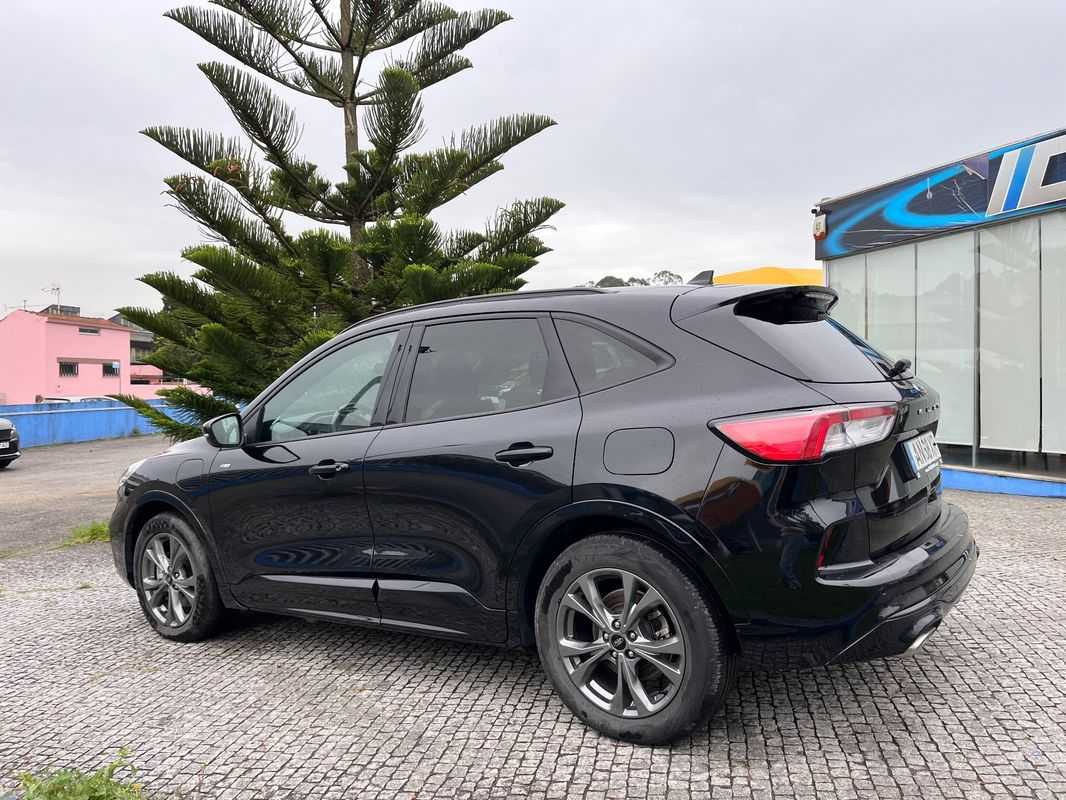 ford-kuga-2022-hibrido-a-gasolina-2488cc