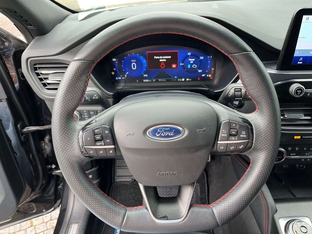 ford-kuga-2022-hibrido-a-gasolina-2488cc