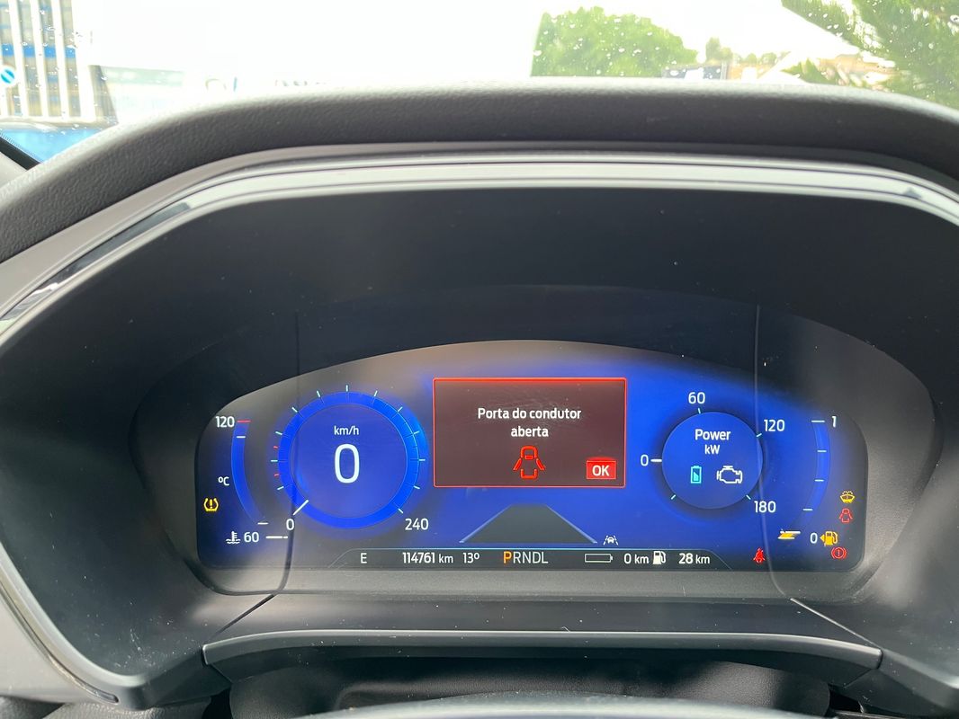 ford-kuga-2022-hibrido-a-gasolina-2488cc