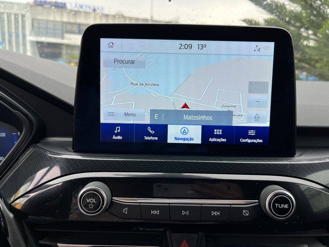 ford-kuga-2022-hibrido-a-gasolina-2488cc