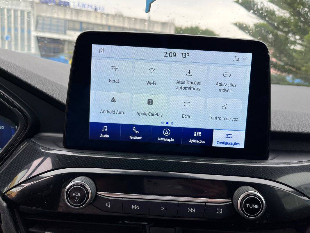 ford-kuga-2022-hibrido-a-gasolina-2488cc