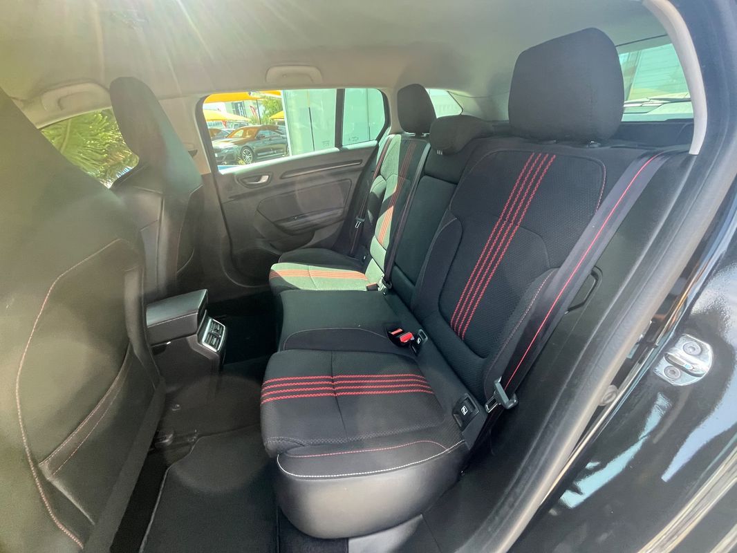 renault-megane-sport-tourer-2022-diesel-1461cc