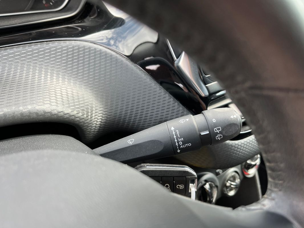 peugeot-2008-2019-diesel-1499cc