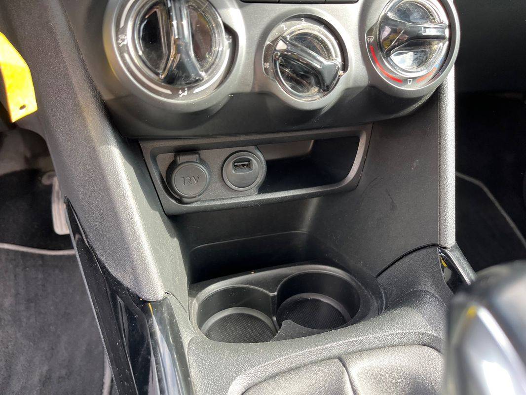 peugeot-2008-2019-diesel-1499cc