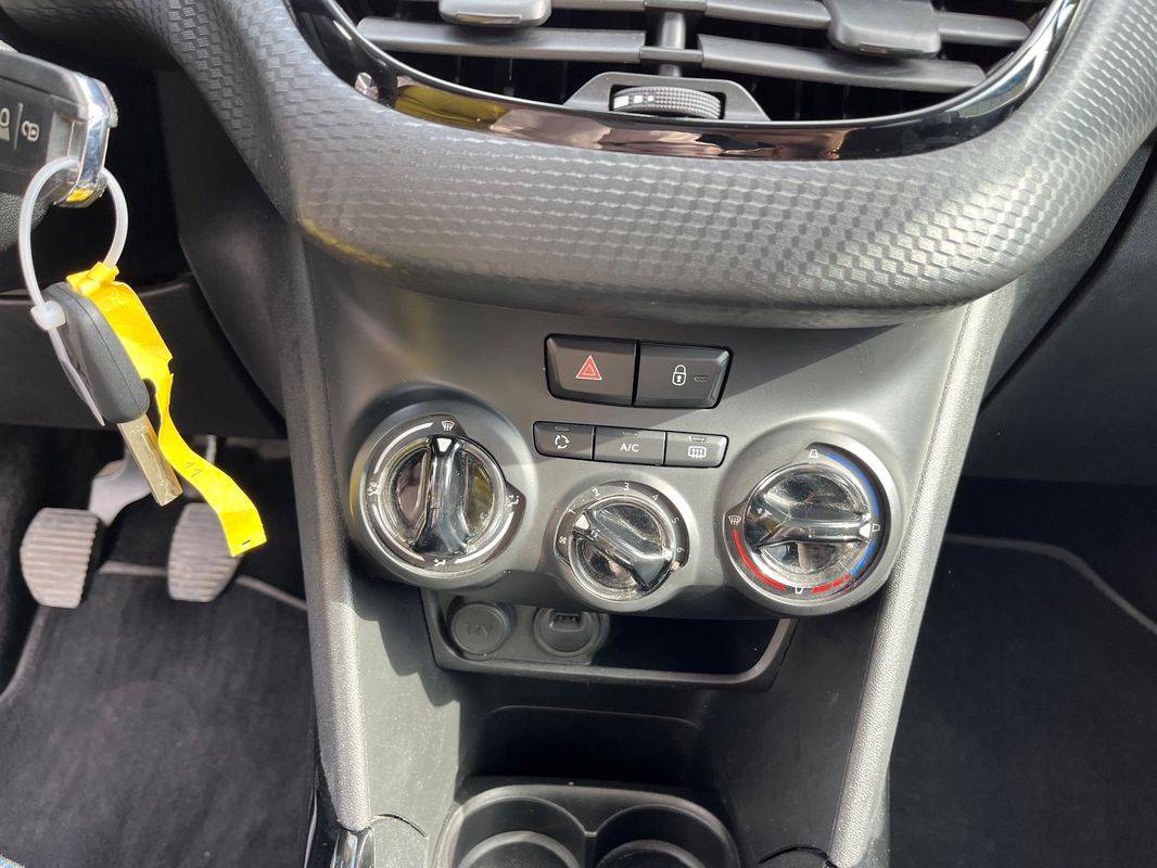 peugeot-2008-2019-diesel-1499cc