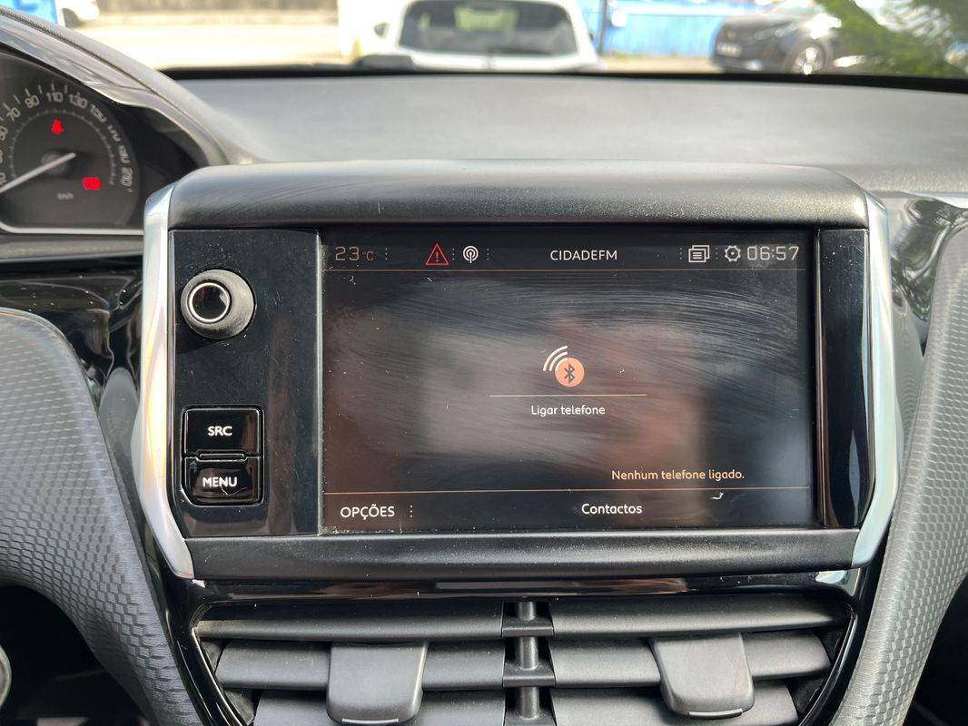 peugeot-2008-2019-diesel-1499cc