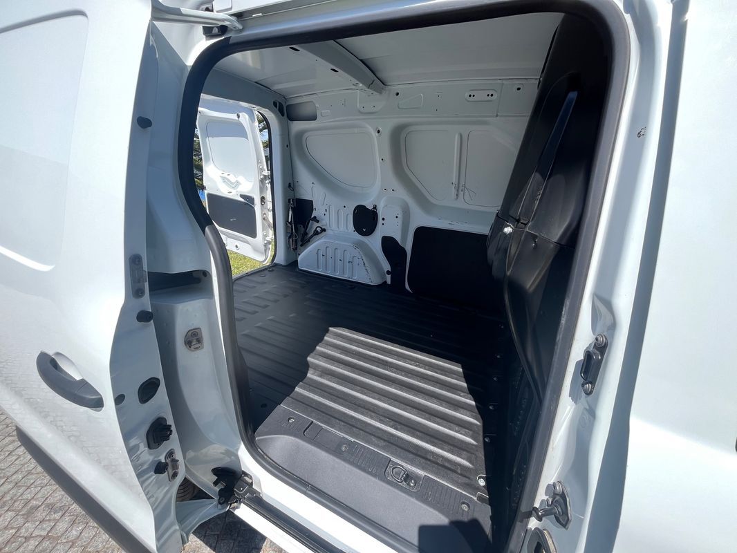renault-express-2022-diesel-1461cc