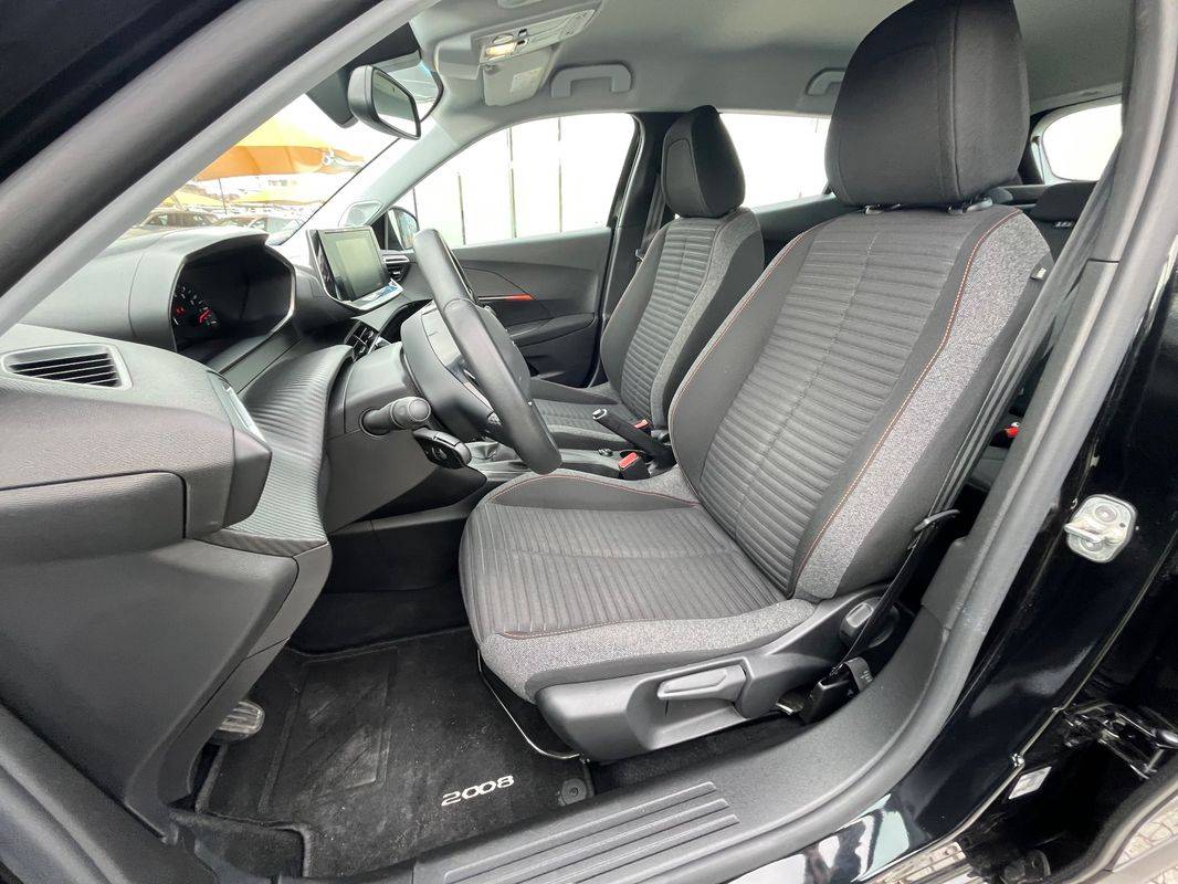 peugeot-2008-2021-diesel-1499cc