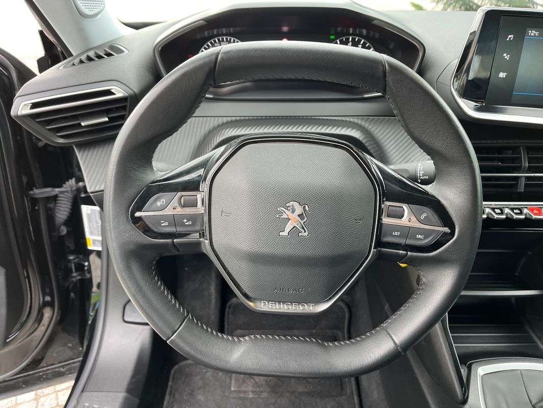 peugeot-2008-2021-diesel-1499cc