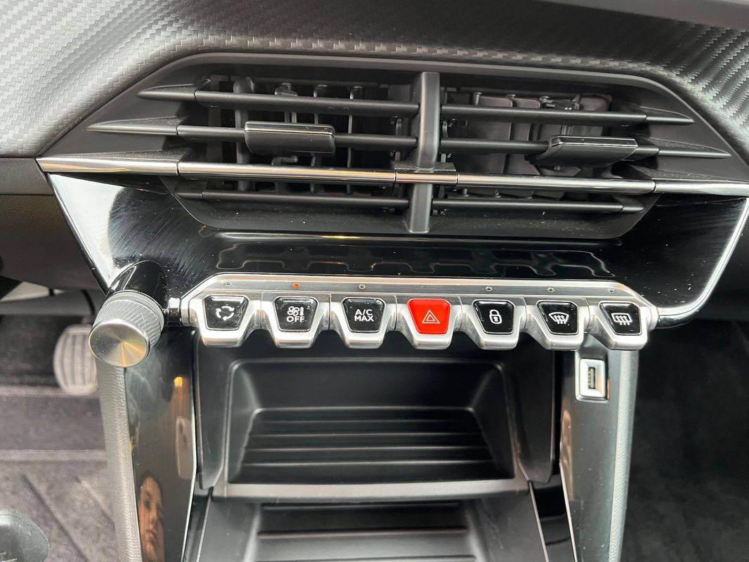 peugeot-2008-2021-diesel-1499cc