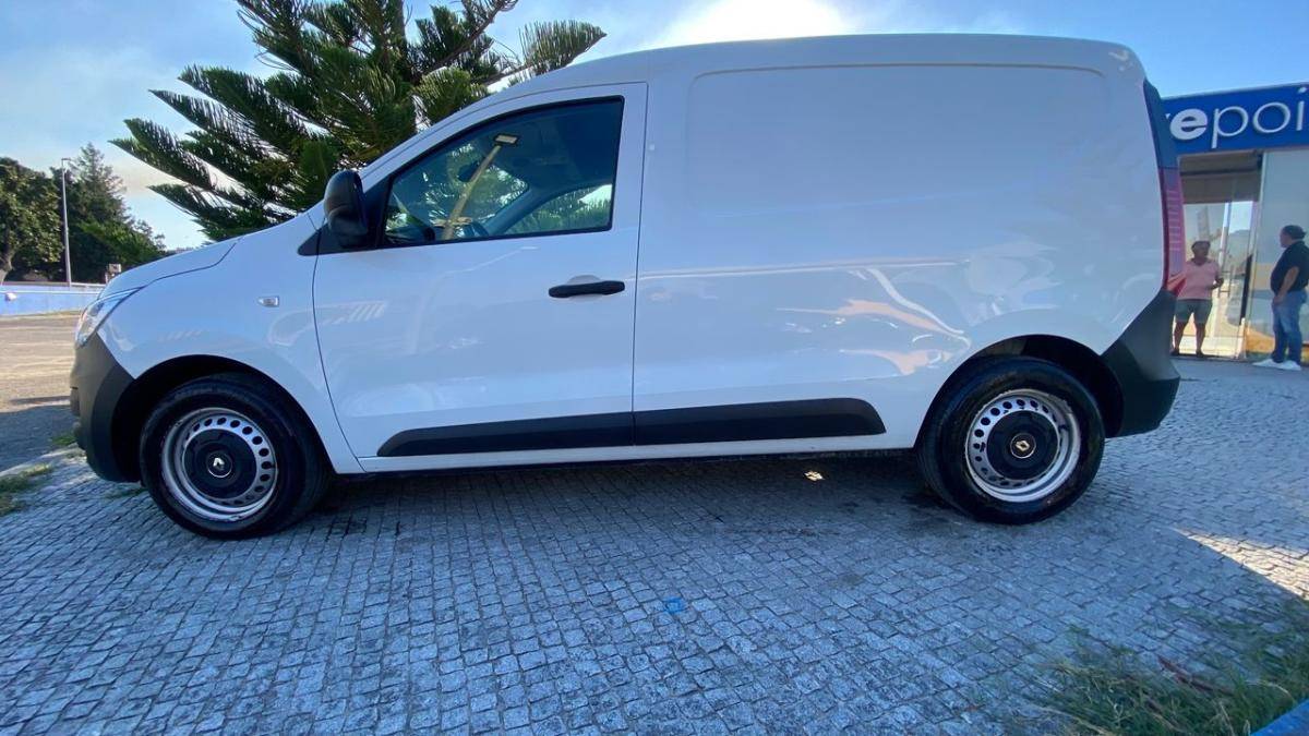 renault-express-2023-diesel-1461cc