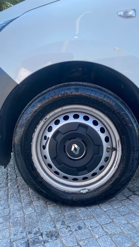 renault-express-2023-diesel-1461cc