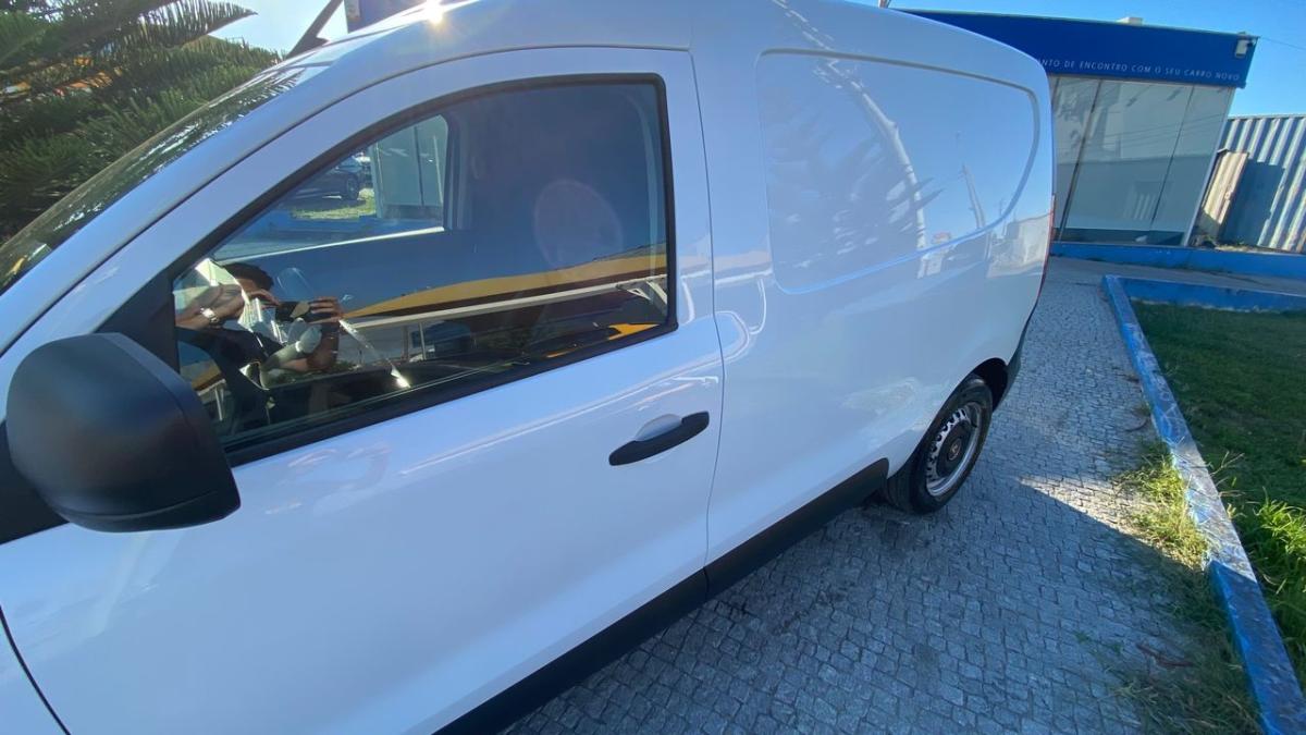 renault-express-2023-diesel-1461cc