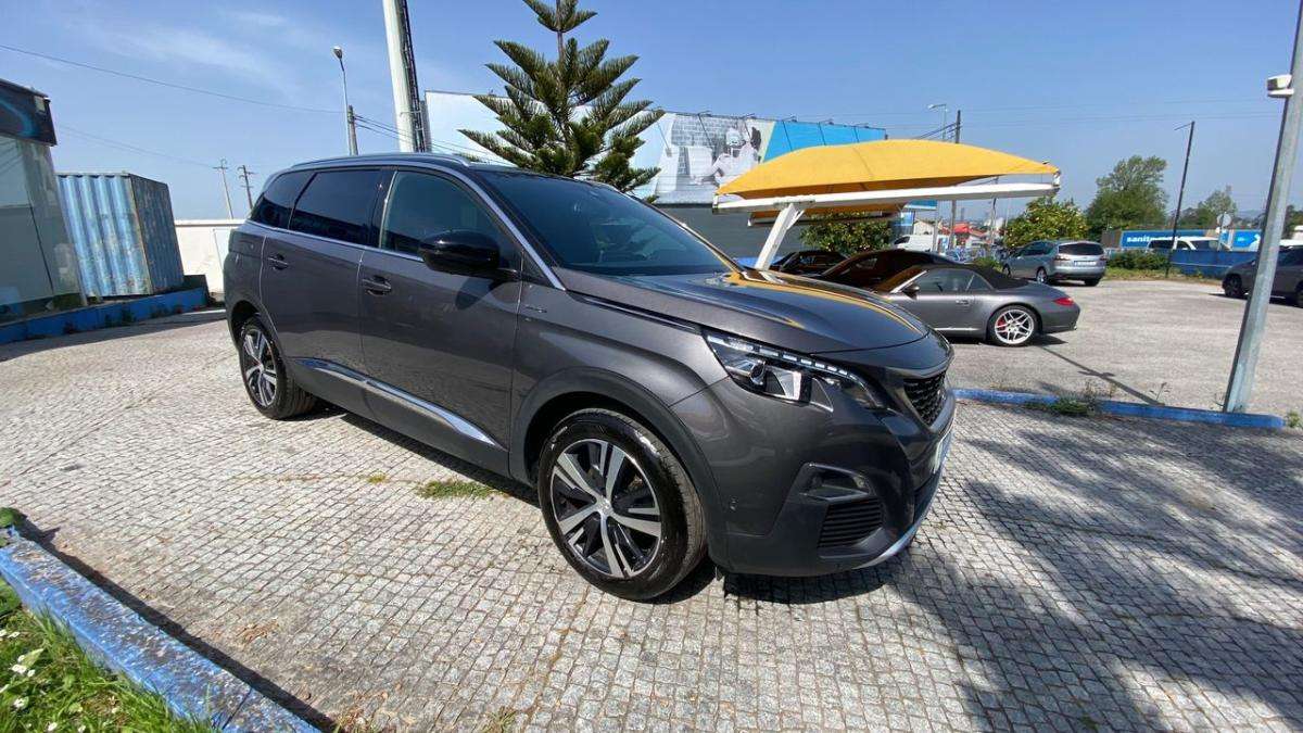peugeot-5008-2020-diesel-1499cc