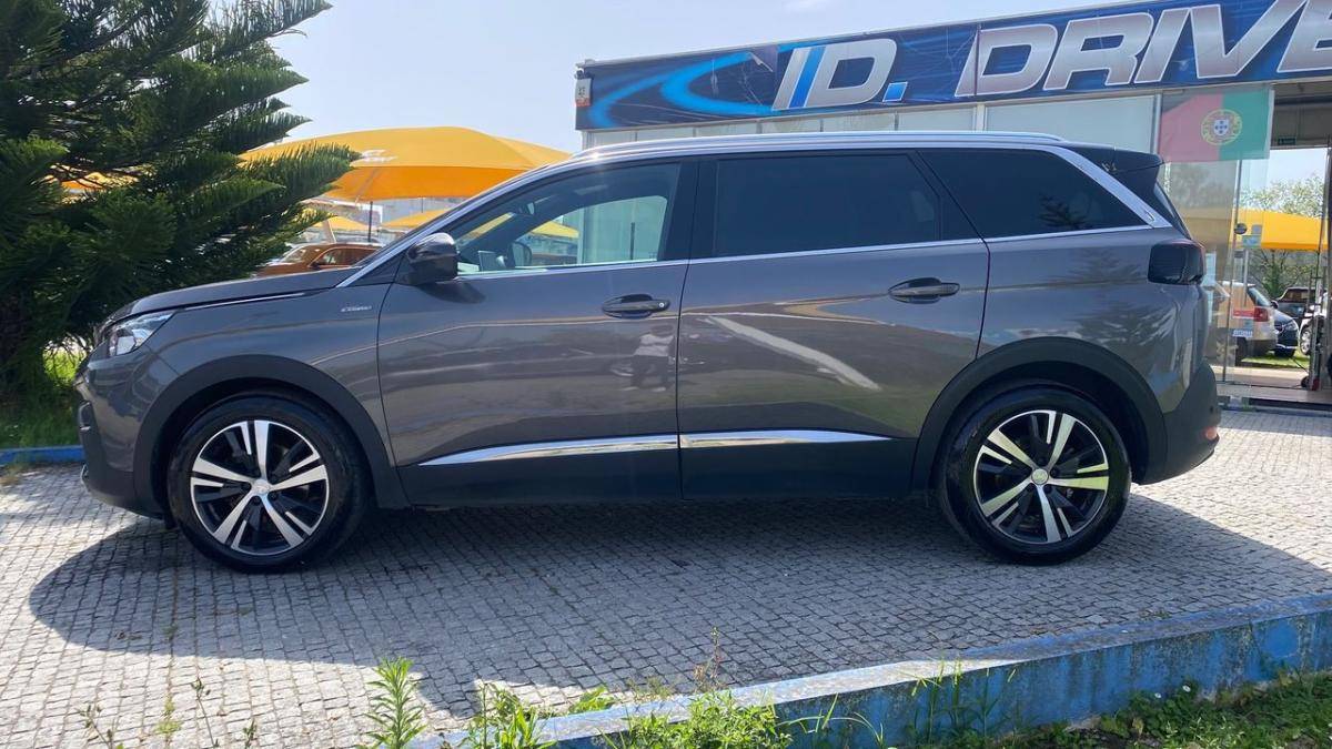peugeot-5008-2020-diesel-1499cc