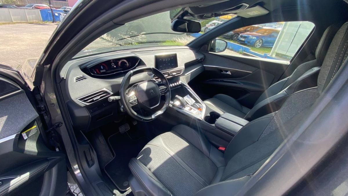 peugeot-5008-2020-diesel-1499cc