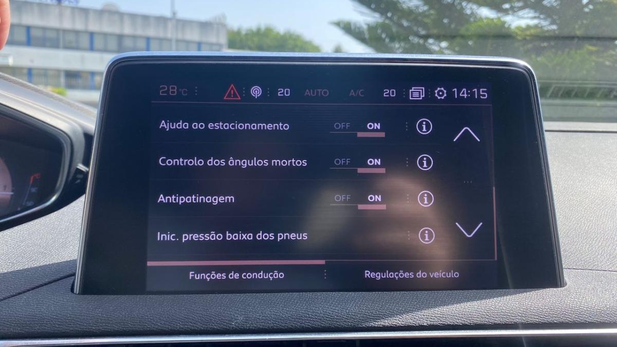 peugeot-5008-2020-diesel-1499cc