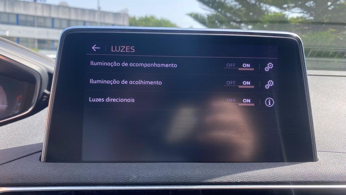 peugeot-5008-2020-diesel-1499cc