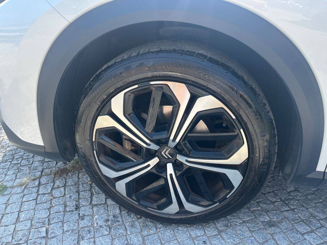citroen-c5-2023-gasolina-1199cc